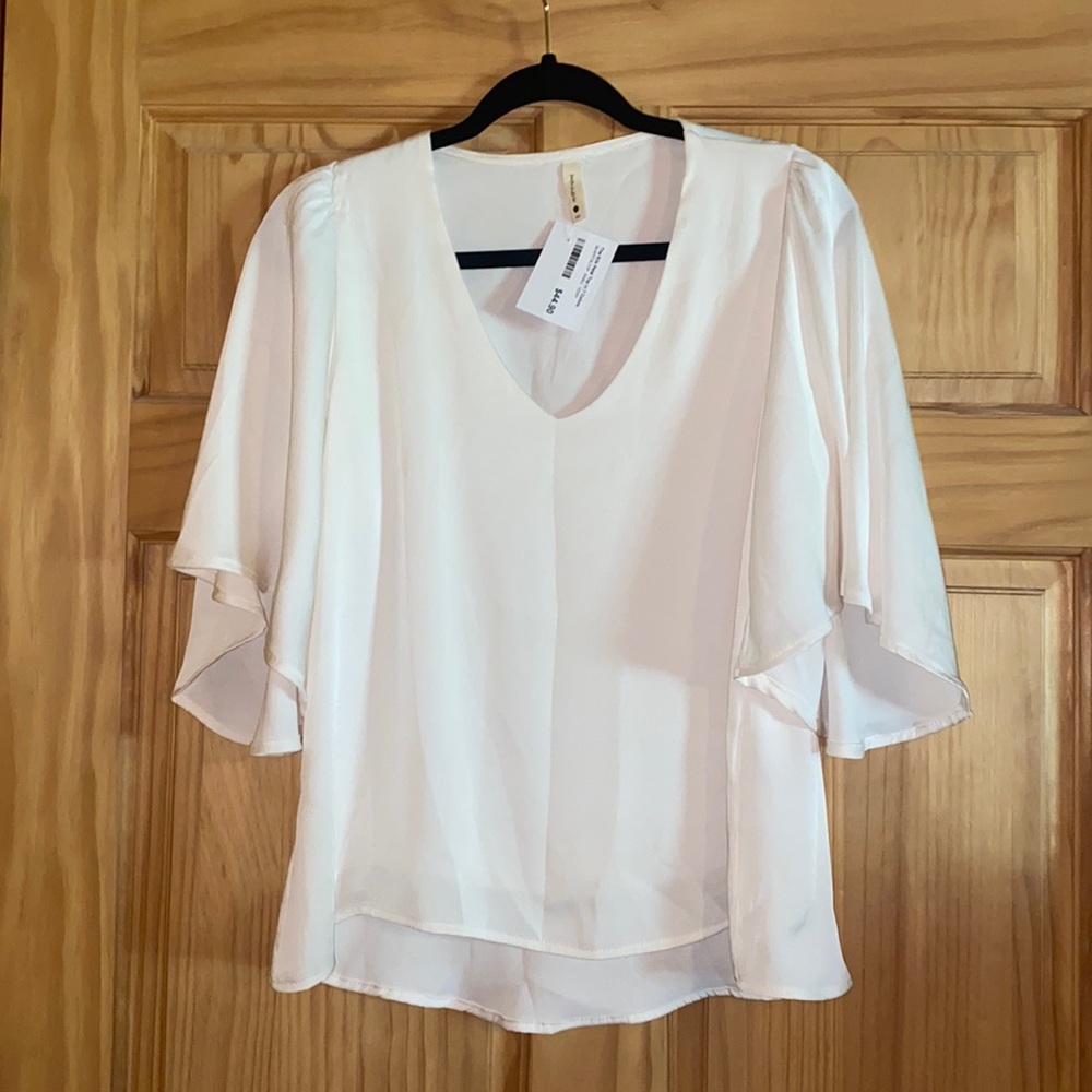 Ivory Flowy Sleeve Top